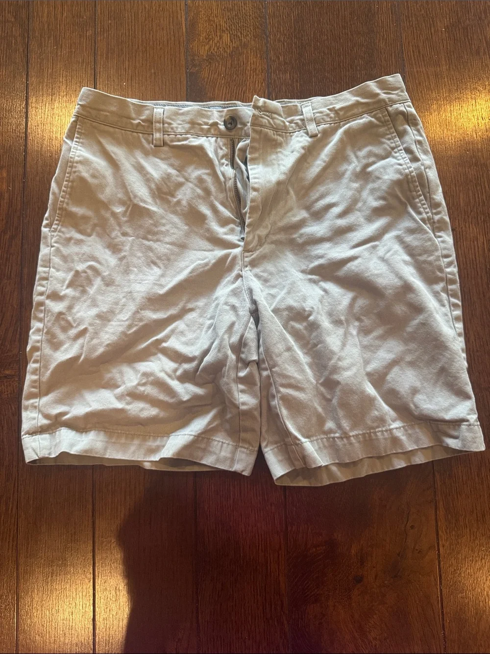 Amazon Essentials Men's Light Gray Flat Front Shorts